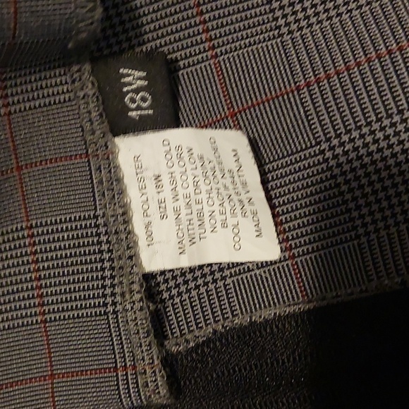 Stylish Ladies Skirt Suit 18W - Picture 6 of 10